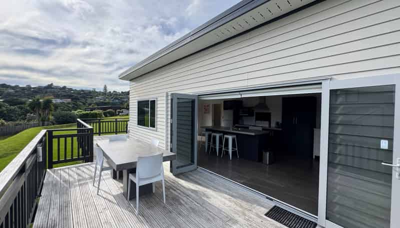 57 Hamilton Road, Surfdale
