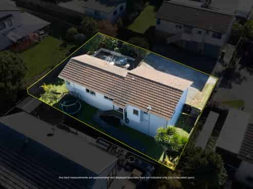 1/144 Bradbury Road, Botany Downs