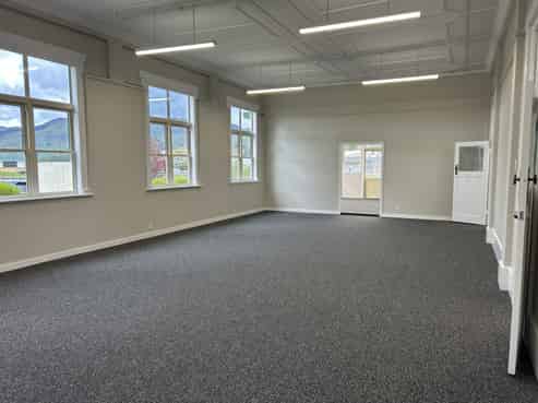 Professional Space, Ready to Occupy