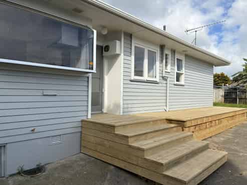 14 Beeston Cres, Manurewa