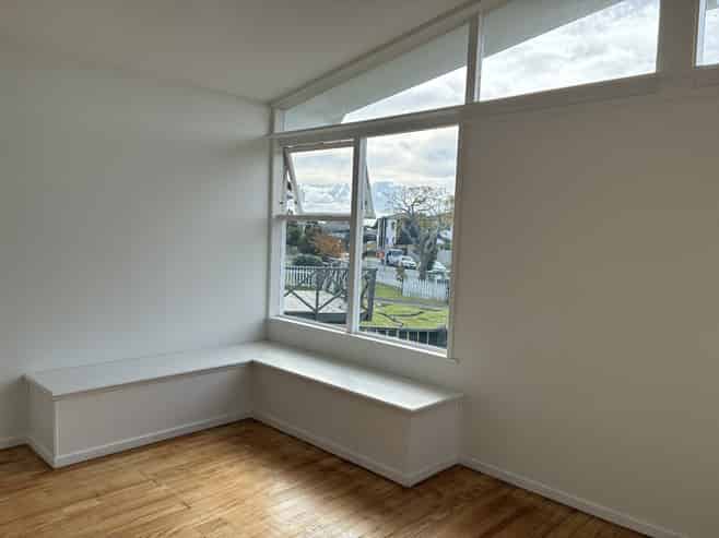 14 Beeston Cres, Manurewa