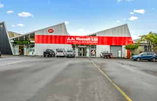 Large Format Retail & Warehouse | Mount Wellington