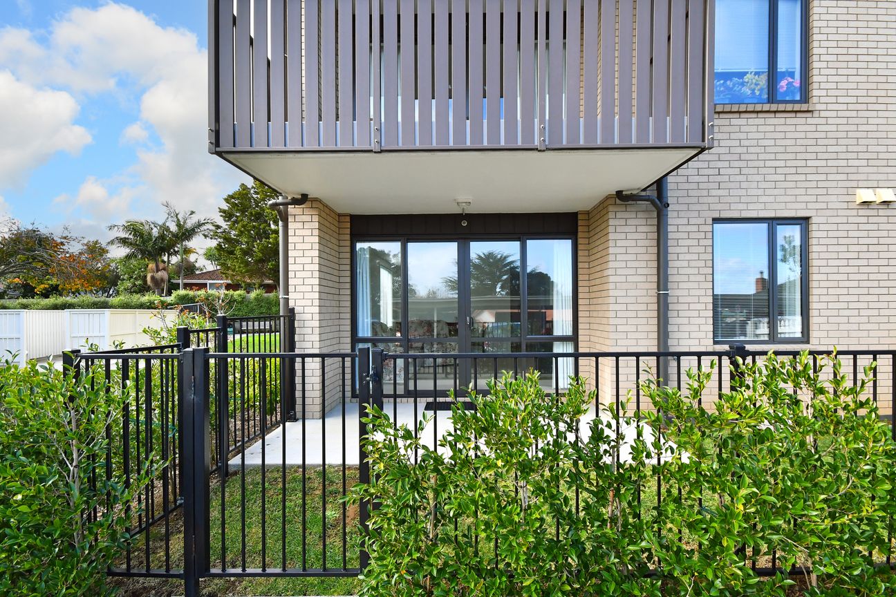 House in Manurewa, Manurewa East - More
