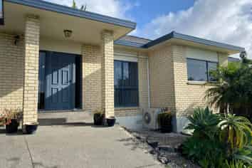 23 Roberta Crescent, Orewa