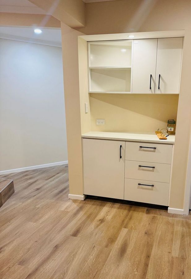 Super king room for Rent - students welcome!