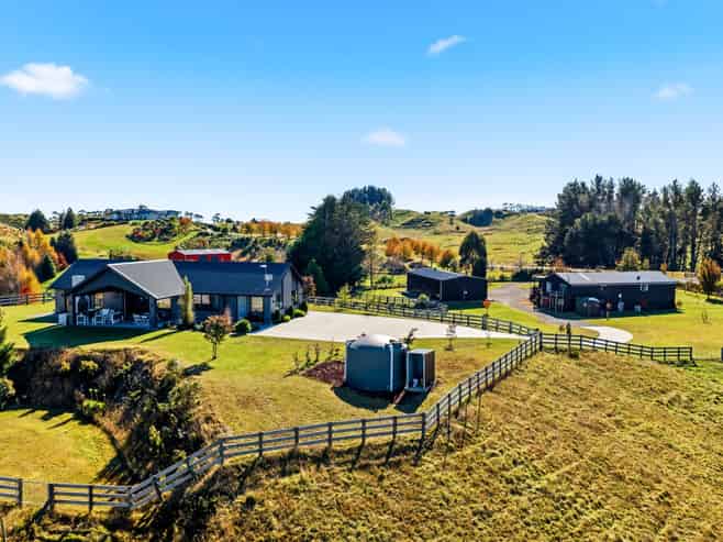 31 Otutira Drive, Kinloch