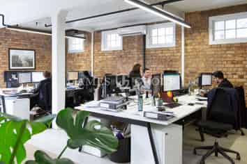 PREMIUM VICTORIA PARK MARKET OFFICE