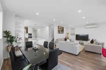 26 Cooladawson Drive, Flat Bush
