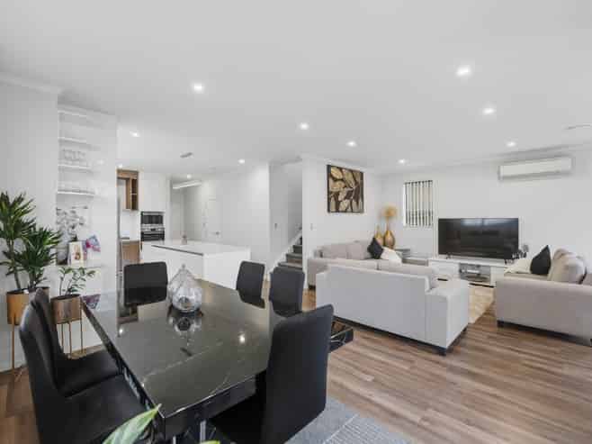 26 Cooladawson Drive, Flat Bush
