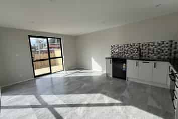 D/12 Sheralee Place, Bucklands Beach