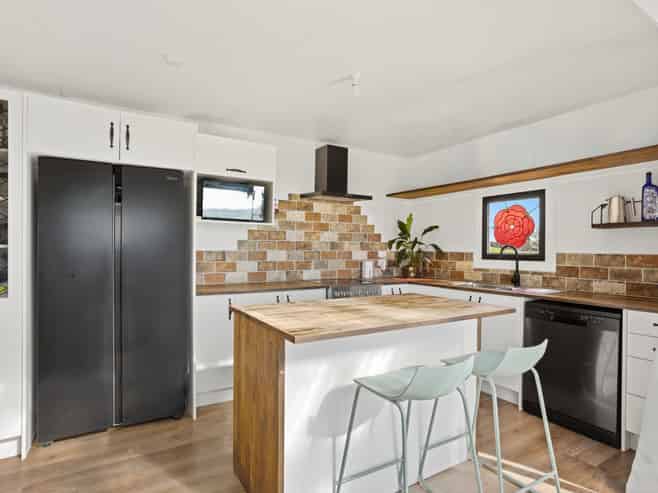 1700 Ruapekapeka Road, Kawakawa