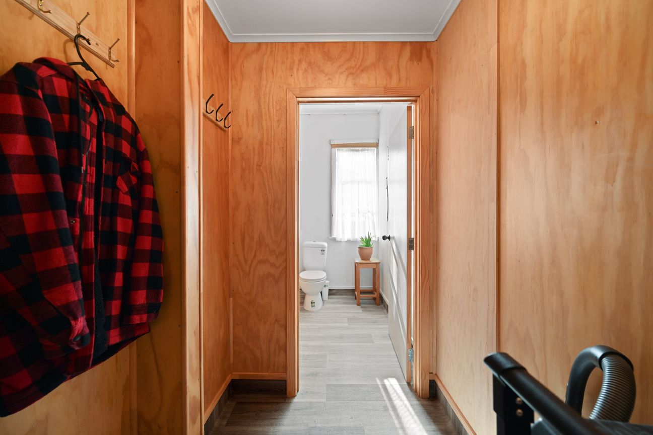 Priced to Sell - A Home with Built-In Income Potential - Altro