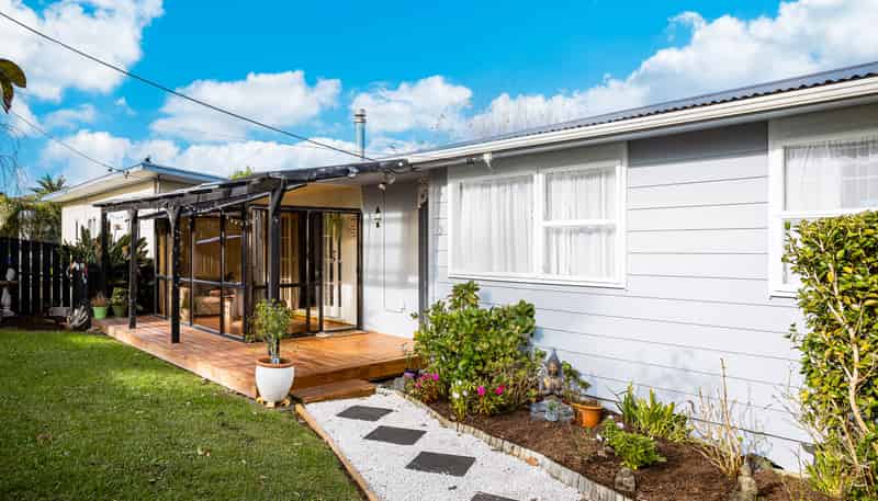 33 Brigitte View, Snells Beach
