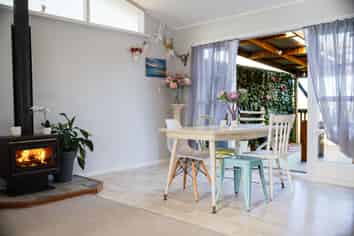 33 Brigitte View, Snells Beach