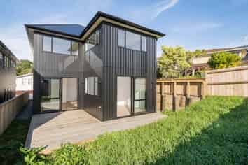 27A Nutsey Avenue, Northcote