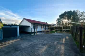 2/14 Leven Lane, Totara Heights