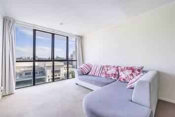 D610/176 Broadway, Newmarket