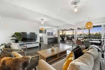 1/23 Hart Road, Hauraki