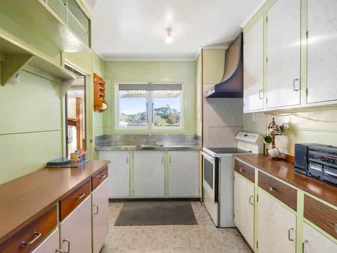 4 Preston Avenue, Henderson