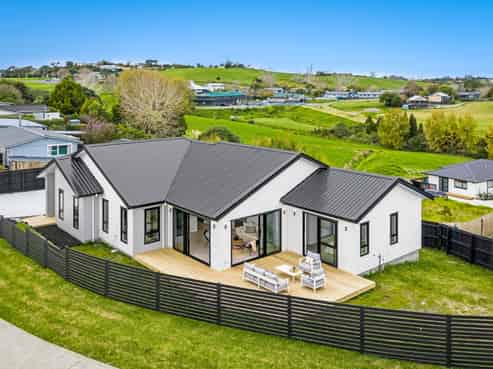 35 Brigitte View, Snells Beach