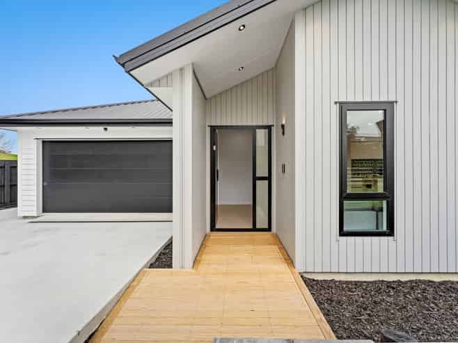 35 Brigitte View, Snells Beach