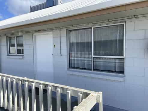7/11 Rotoiti Street, Johnsonville