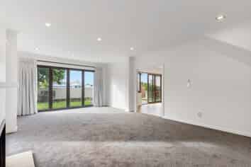 23B Seccombes Road, Epsom