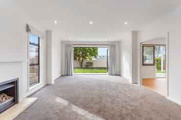 23B Seccombes Road, Epsom
