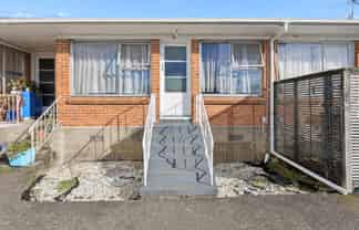 8/3 Rocklands Avenue, Mount Eden