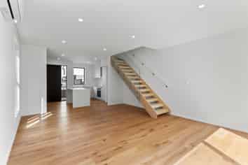 7/82 East Coast Road, Milford