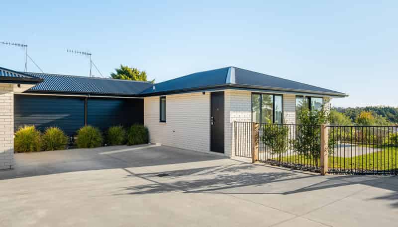 98D Forest Lake Road, Forest Lake