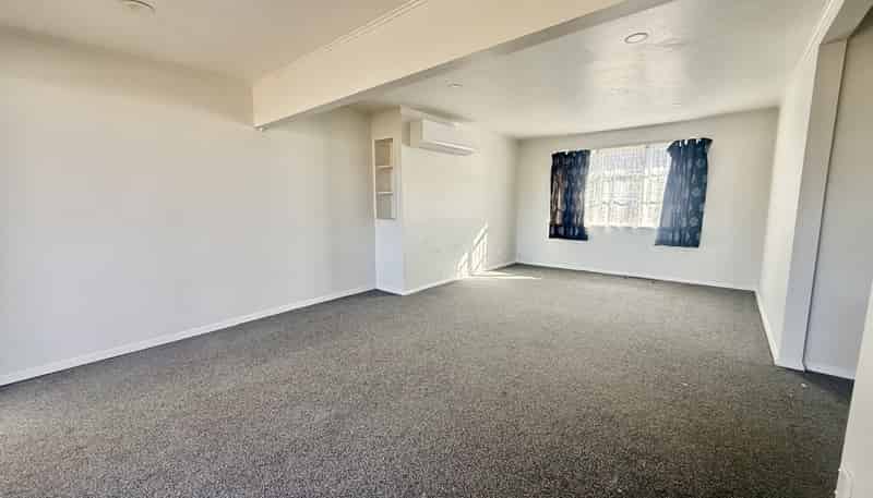 86 Shakespeare Avenue, Trentham