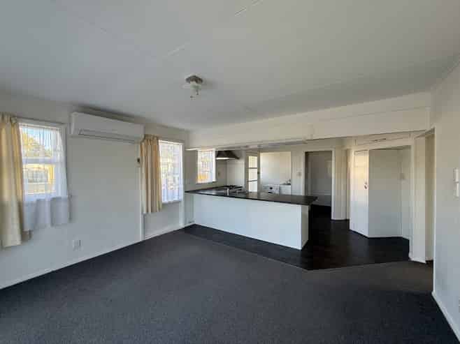 86B Shakespeare Avenue, Trentham