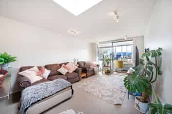 15/337 Jackson Street, Petone