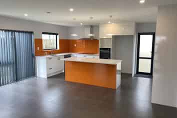 1/25 Kennington Drive, Manurewa