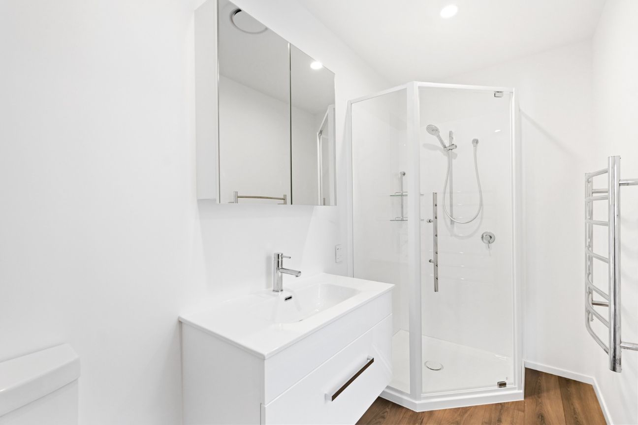 Immaculate 2 bedroom Townhouse - Fler