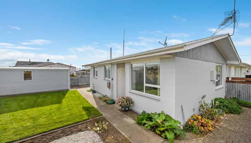 210D Maxwell Road, Redwoodtown