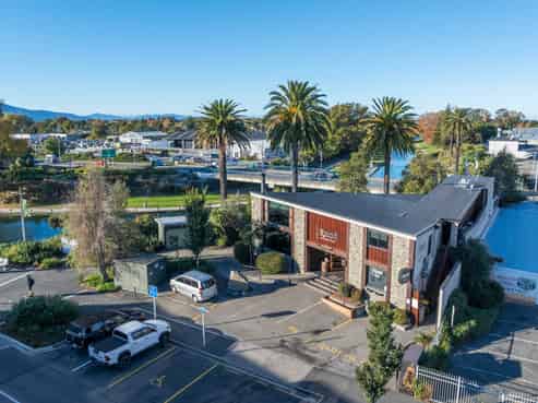 Prime Waterfront Hospitality Opportunity