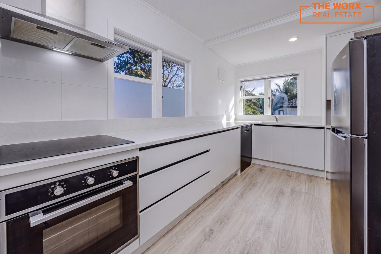 Spacious, Renovated Family Home in Prime Northcote - Widok 4