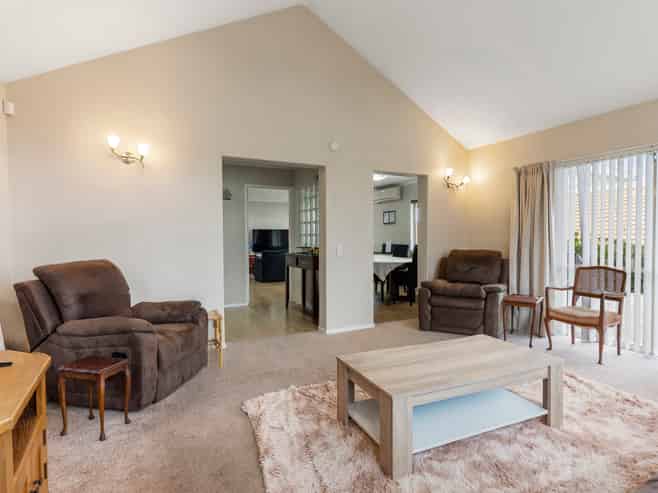 24 Corta Bella Place, Golflands