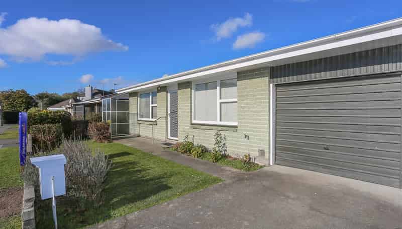 2/67 Hinau Street, Fendalton