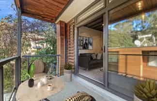204/26 Glenmore Street, Thorndon