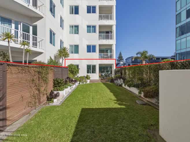 2/12 Maunganui Road (The Beaumont), Mount Maunganui