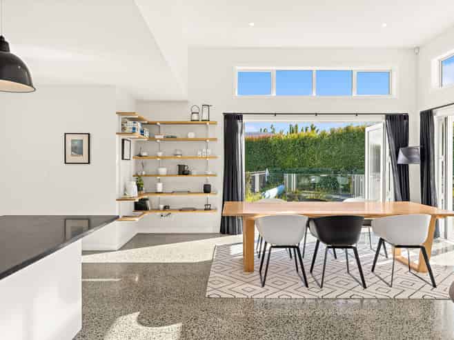 32 Awanui Crescent, Matakana