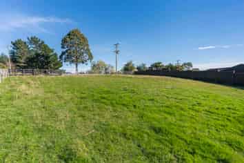  Lake View Street , WAIHOLA