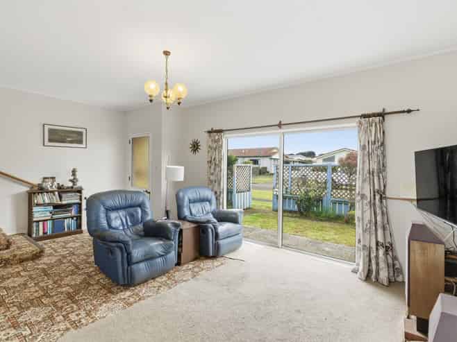 2 Awatea Street, Castlecliff