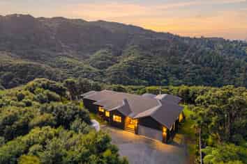 281 J Tolhopf Road, Puhoi