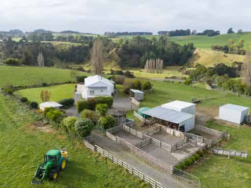 230 Arapata Road, Waituna West
