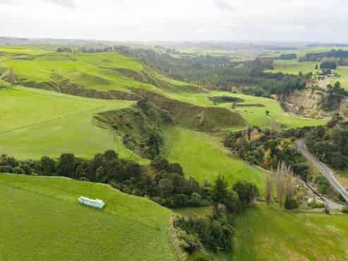 230 Arapata Road, Waituna West