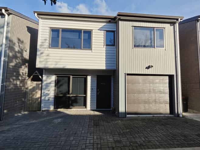 D/425 Great South Road , Opaheke
